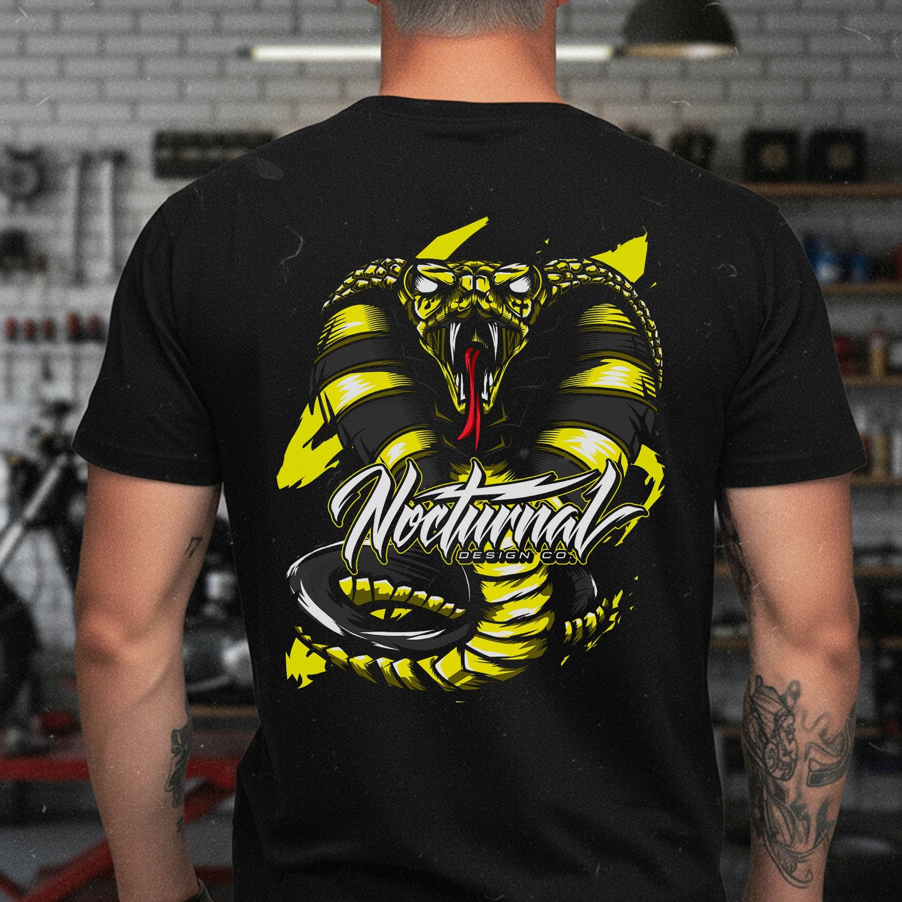 Strike Hard Cobra - Tee